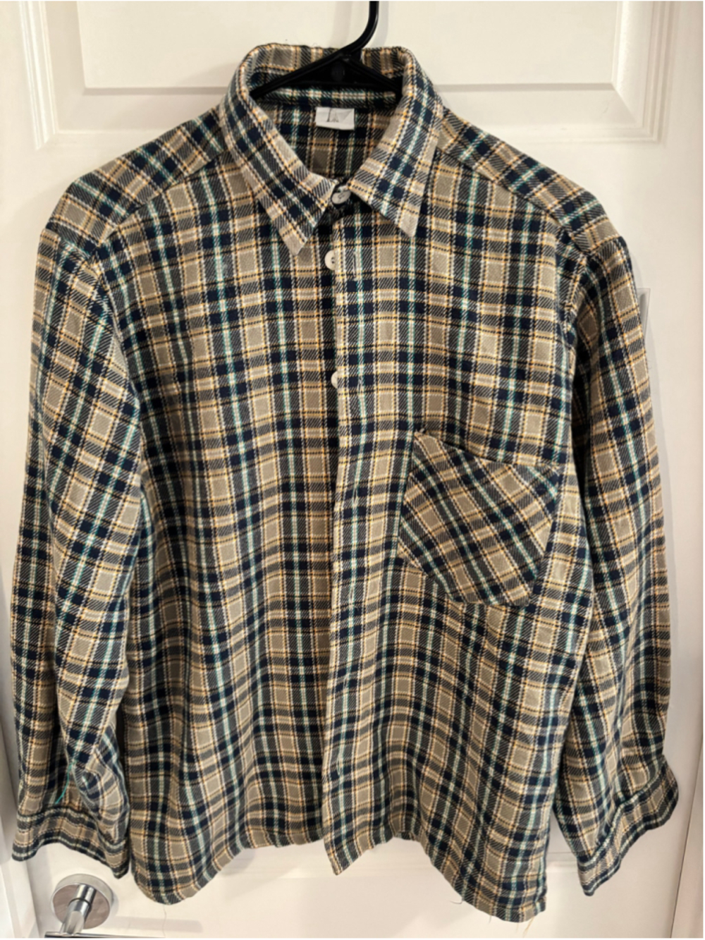 Men's Unbranded Casual Button Down Shirt Medium Beige Navy Plaid